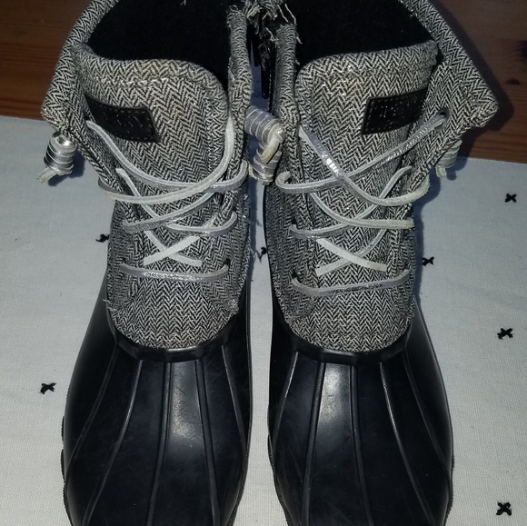 Sperry Other - Sperry Herringbone Duck Boots girls 5/women 6.5